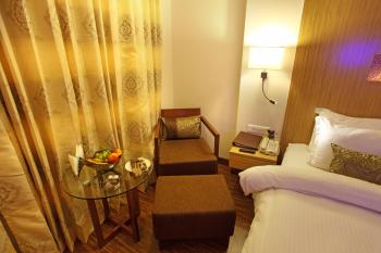 Comfort Inn Legacy, Rajkot (photo 4)