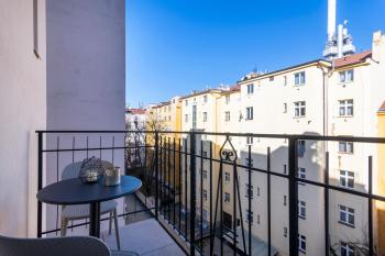 Hidden Art Boutique Residence by Dwellfort, Praha (fotografie 5)