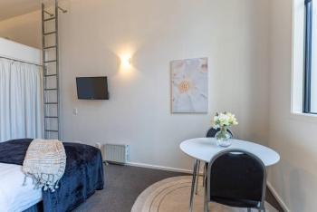 Bright CBD Studio -Near SkyTower - WiFi - Cityscape, Auckland (Foto 4)