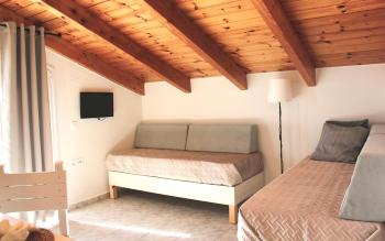 Bright Loft at Regina Apartments, Alikanas (fotografie 2)
