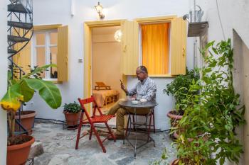 Ground Studio in bohemian Psiri in the historic center-In Vivo Apartments, Athen (Foto 3)