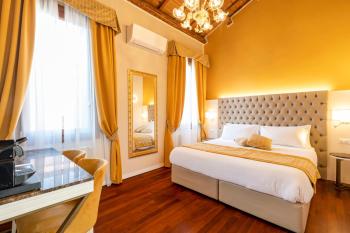 Residenza La Duchessa Deluxe Rooms, Venice (photo 2)