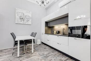 Apartment Thunovská 10, Praha (fotografie 3)