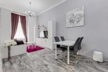 Apartment Thunovská 10, Praha (fotografie 2)