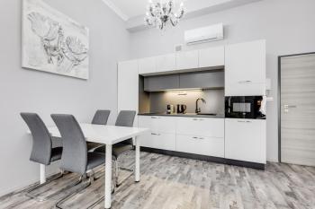 Apartment Thunovská 10, Praha (fotografie 4)