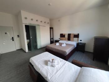 Camere Fiera Verona - CasaNostra, Verona (photo 2)