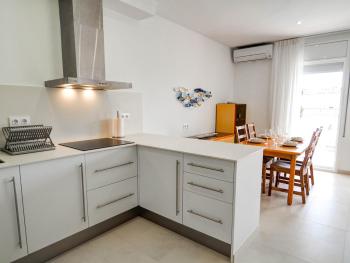 Sitges with pool near beach by Hello Homes Sitges, Ситжес (фото 5)