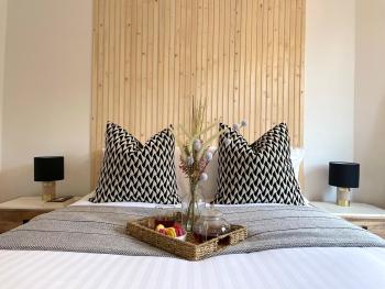 Stylish & Chic Central Apartment with Hot Tub, Perth (foto 4)