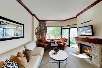 Resort at Squaw Creek's 126 & 128, Скво-Вэлли (фото 4)