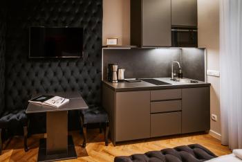 B Residence - Boutique Apartments Ljubljana - Private Parking, Ljubljana (photo 3)