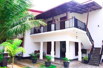 Parallel villa, Trikunamalaja (zdjęcie 2)