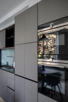 Nice 1 bedroom with balcony Avenue Louise, Brusel (fotografie 4)