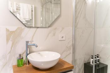HomeThirtyFour, Verona (fotografie 5)