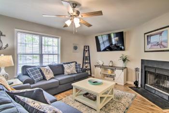 Coastal Escape w/ Water Access & Sunroom, Ocean View (Foto 3)