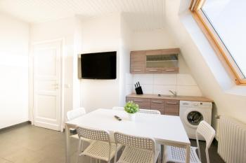 Tolstov Apartments - City Apartments with 2 , 3 and 6 Rooms - 15 Min to Messe DUS and Old Town DUS, Дюссельдорф (фото 5)