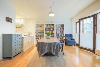 Spacious apartment on the Christianshavn canals, Copenhagen (photo 2)