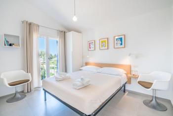Villa Gio' - 200 mt from the beach - AC, Torre delle Stelle (foto 4)