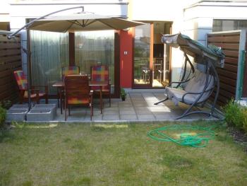 Garden apartment with garage in central Prague, Praga (foto 3)
