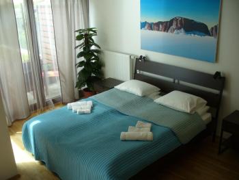 Garden apartment with garage in central Prague, Praga (foto 5)