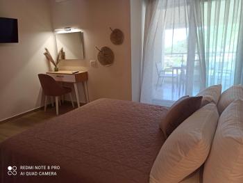 Rousis Studios, Parga (photo 2)
