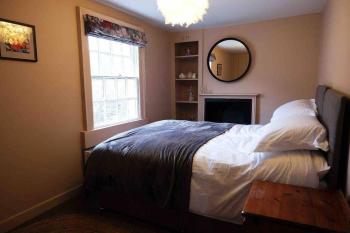 Cosy cottage close to the countryside, 10 minutes from Bath city centre, Bath (zdjęcie 2)