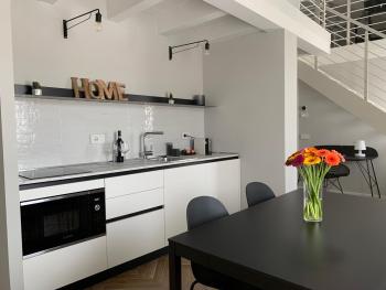 HomeThirtyFour, Verona (fotografie 2)