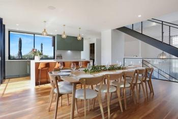 Beachfront Escape - 6 bedroom, Pool & beach access, Merimbula (fotografie 2)