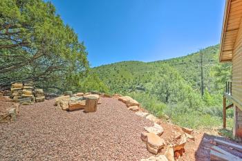 Deck & Mogollon Rim Views: Secluded Payson Cabin, Payson (foto 3)