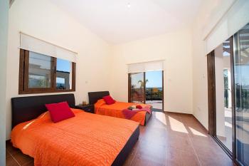 Villa Okeanida by Villa Plus, Peyia (foto 4)