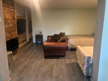 Treetops flat4 Hall Green B28, Бирмингем (фото 3)