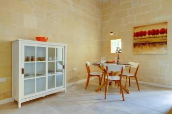 Stylish 2BR Apt in Valletta by Buena Vista, La Valletta (foto 4)