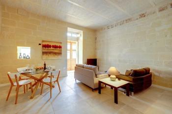 Stylish 2BR Apt in Valletta by Buena Vista, La Valletta (foto 5)