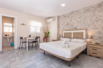 Apartamentos Lola Beach, Málaga (photo 2)