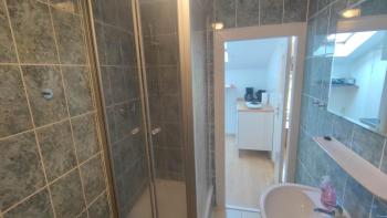 FEWO3-1 Zim-2 Einz Bett-2 Pers-Küche-Dusche WC, Berlín (fotografie 5)