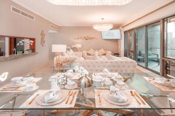 Elite Royal Apartment - Panoramic Full Burj Khalifa, Fountain & Skyline view - Imperial - 2 bedrooms & 1 open bedroom without partition, Dubai (photo 4)