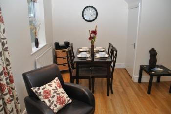 Garfield Place Cosy 2-Bedroom Cottage Central Windsor with Parking, Windsor (fotografie 4)