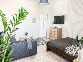 Charming Old Town Apartment with AC in Bratislava, Bratysława (zdjęcie 4)