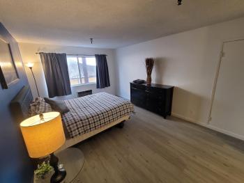 (A13) Cozy 1 Bedroom Studio with Private Bath, Los Angeles (fotografie 3)