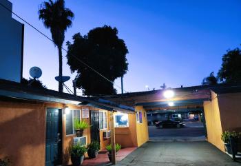 DAY N NIGHT INN - Near Universal Studios Hollywood, Лос-Анджелес (фото 3)