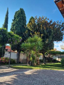 Tabor 2 garden & parking, Naples (photo 2)