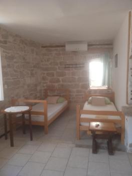 Slavko, Hvar (photo 5)