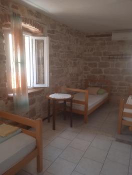Slavko, Hvar (photo 3)