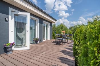 Family Garden House with Free Private Parking & Playground, Riga (fotografie 2)