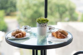 SWEET HOME Apartman , 30sqm studio, free private parking, mountain view, balcony, 20 min from downtown, Budapešť (fotografie 4)