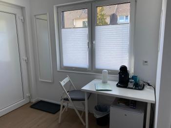 Messezimmer nahe der Düsseldorfer Messe mit eigenem Eingang und gratis Minibar, Düsseldorf (Foto 3)