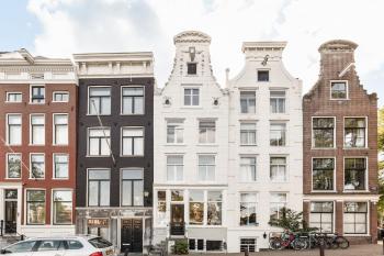 Studio next to Skinny Bridge near Rembrandtsquare, Amsterdam (photo 2)