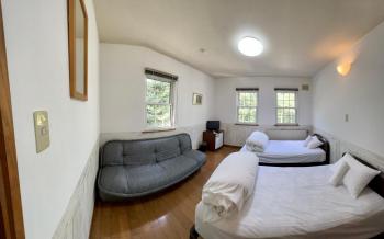 Chalet Banff - 6 bedroom 6 bathroom Ski Lodge, Niseko (foto 4)