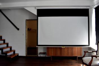 Lux Duplex rooftop loft with an amazing terrace & home cinema, Praha (fotografie 5)
