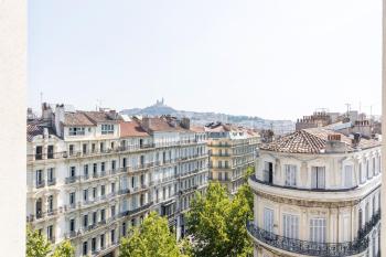 THE BUILDING - Appartement d'architecte avec vue Notre Dame de la Garde, Marseille (photo 2)