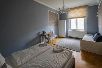 Luxury Central 150m2 Apartment on Wencelas Square with Private Garage, Praha (fotografie 4)